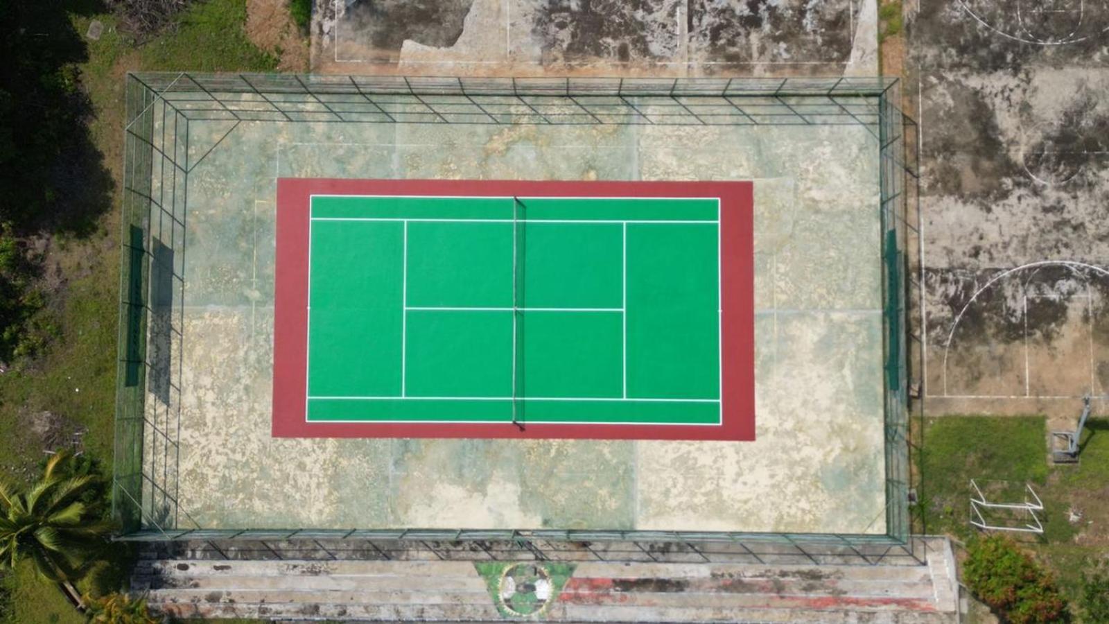ホテル Putra Sentosa Retreat Camp, Sematan エクステリア 写真