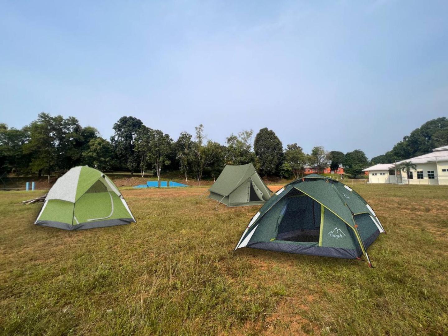 ホテル Putra Sentosa Retreat Camp, Sematan エクステリア 写真
