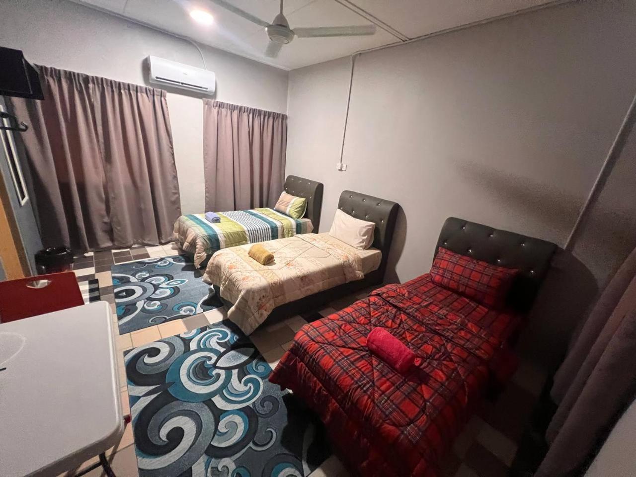 ホテル Putra Sentosa Retreat Camp, Sematan 部屋 写真