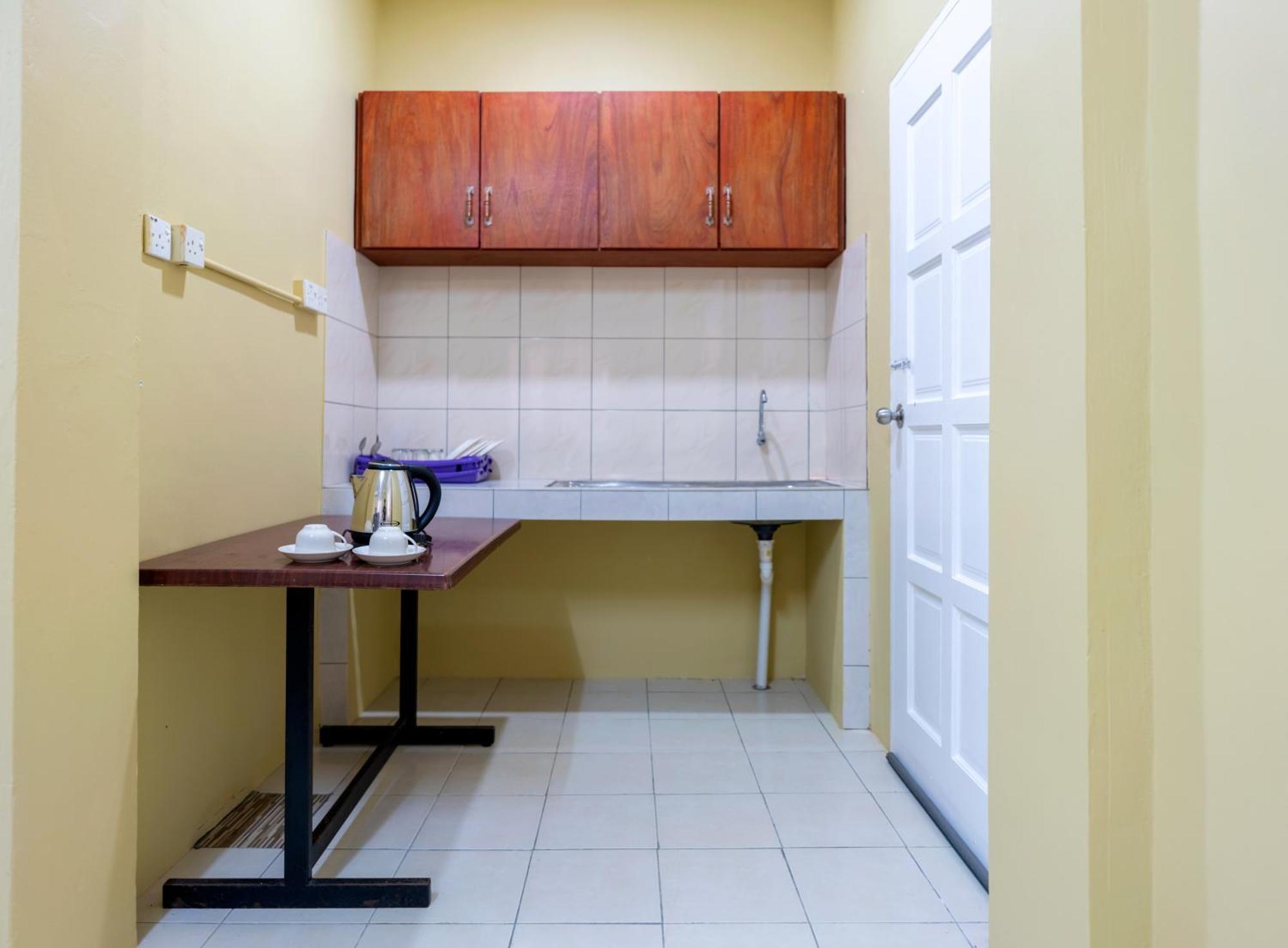 ホテル Putra Sentosa Retreat Camp, Sematan 部屋 写真