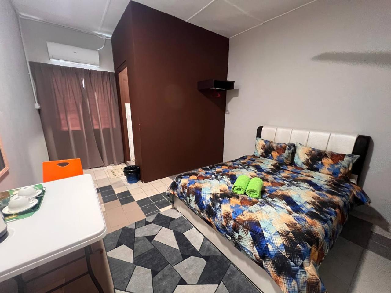 ホテル Putra Sentosa Retreat Camp, Sematan 部屋 写真