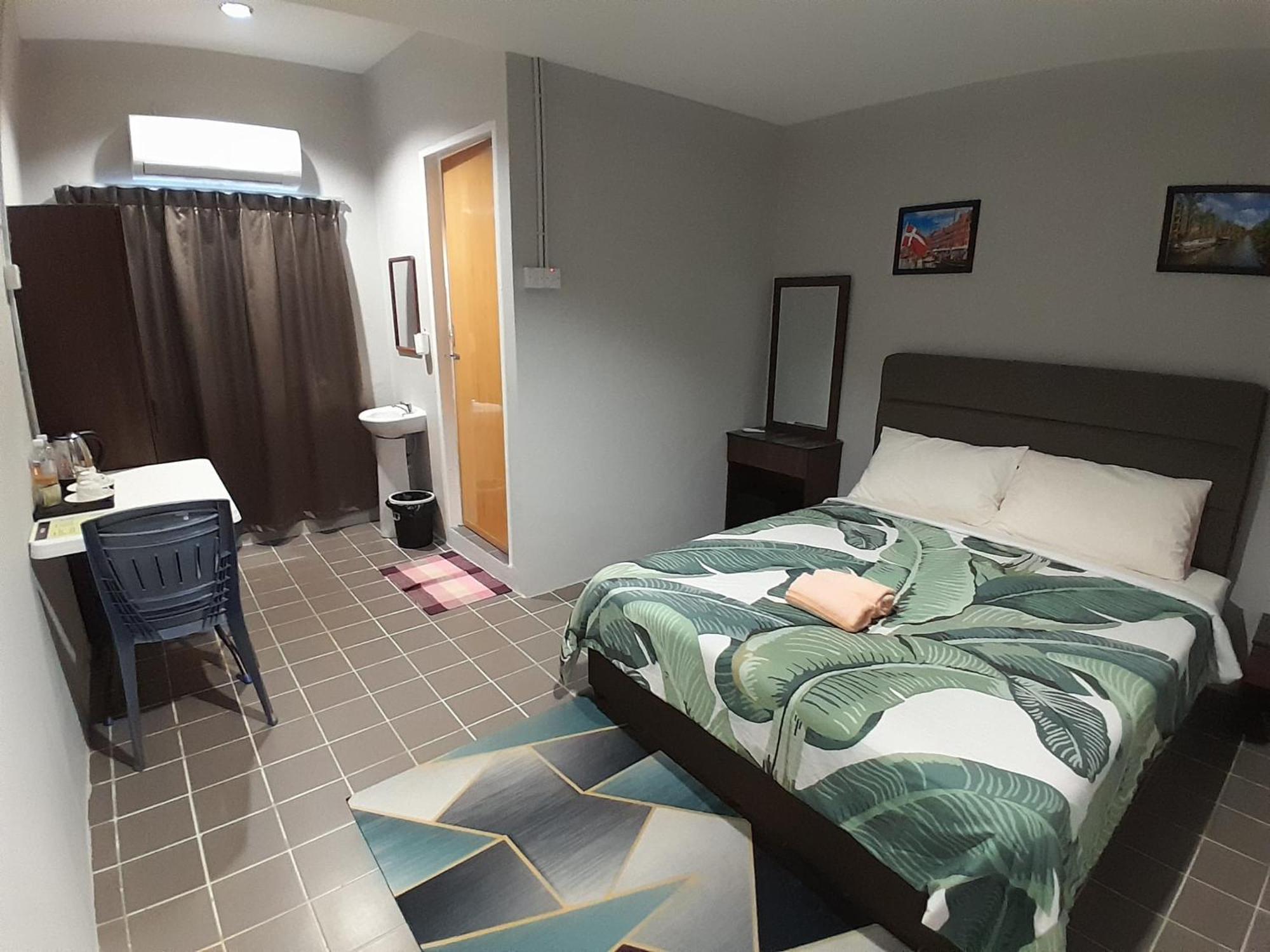 ホテル Putra Sentosa Retreat Camp, Sematan 部屋 写真